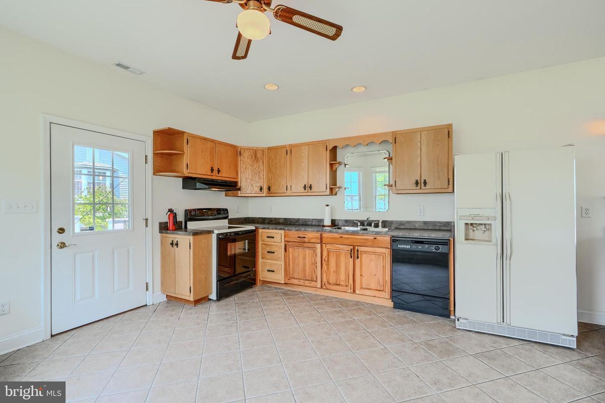 Interior, Kitchen, Recessed Lighting
