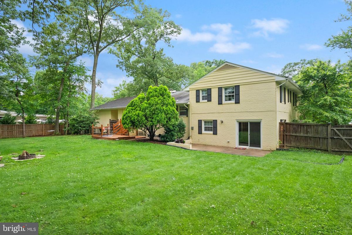 Backyard, Exterior, Playground
