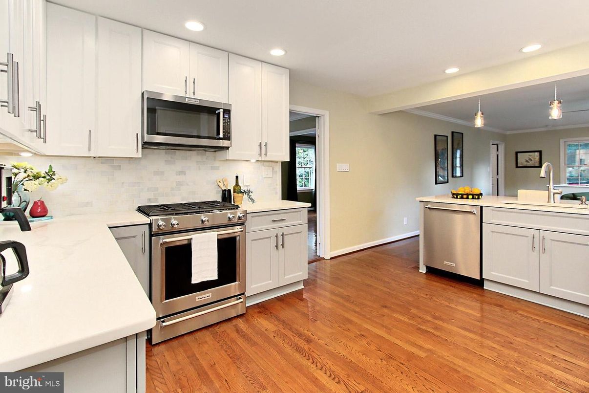 Interior, Kitchen, Pendant Lights, Recessed Lighting, Stainless Steel Appliances, Wood Texture Flooring