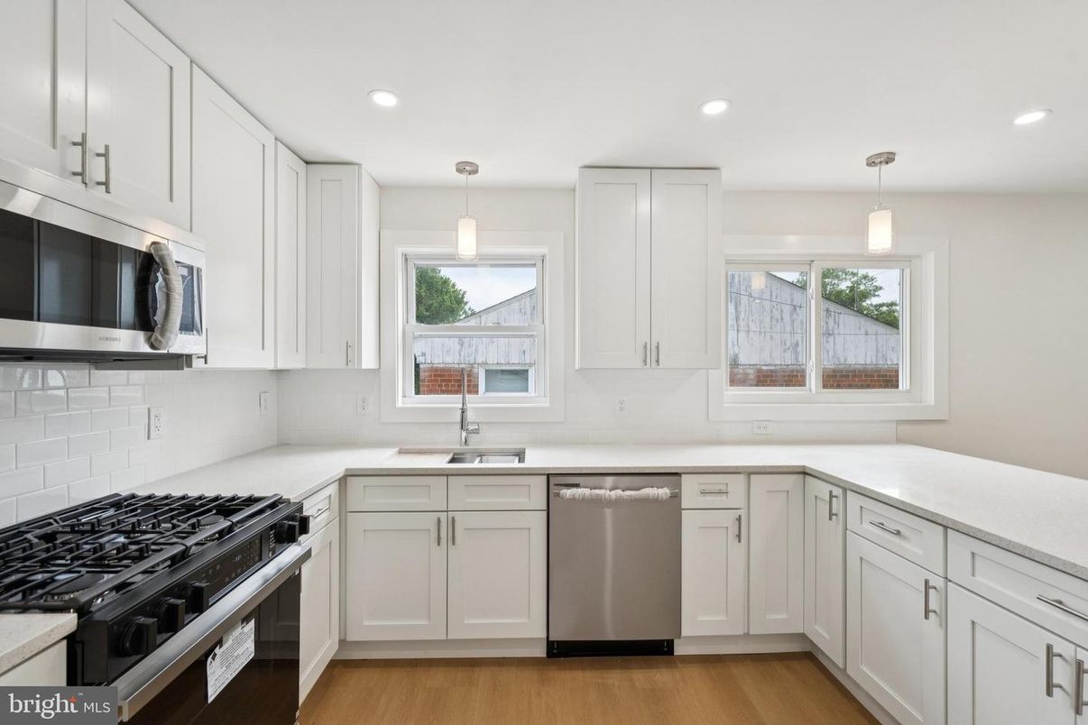 Interior, Kitchen, Pendant Lights, Recessed Lighting, Stainless Steel Appliances, Wood Texture Flooring
