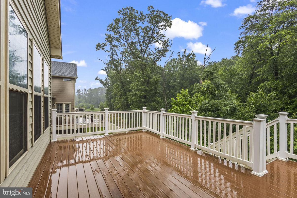 Backyard, Exterior, Wood Texture Flooring