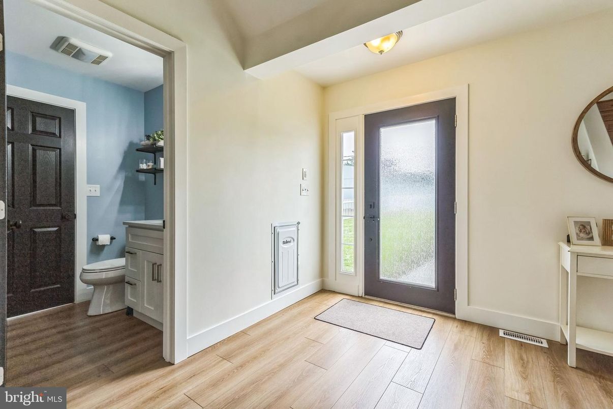 Bathroom, Interior, Wood Texture Flooring
