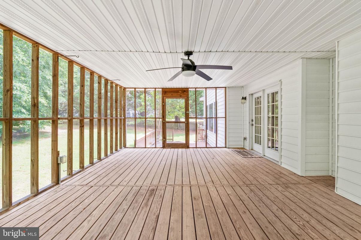 Interior, Sun Room, Wood Texture Flooring
