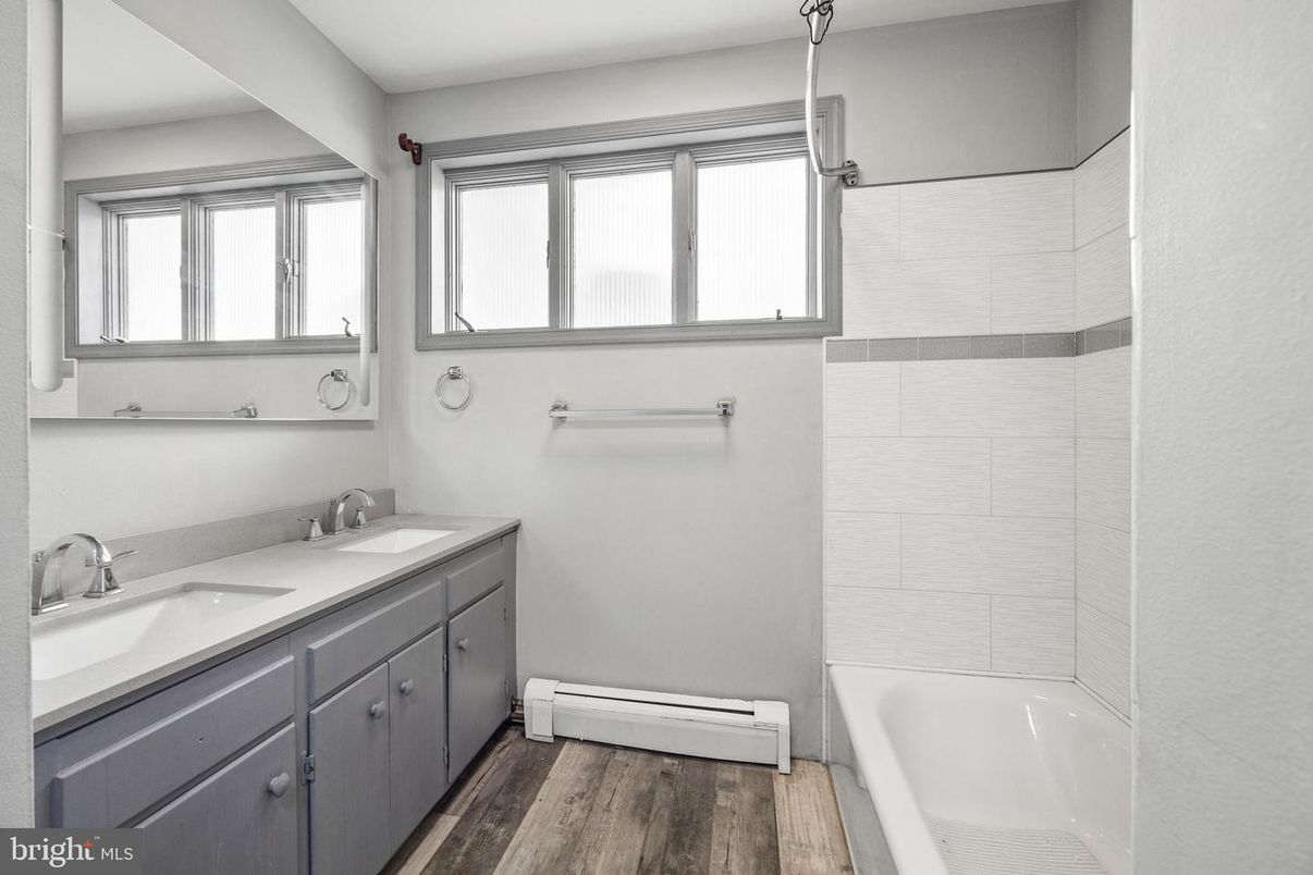 Bathroom, Dual Sink Vanities, Interior, Wood Texture Flooring