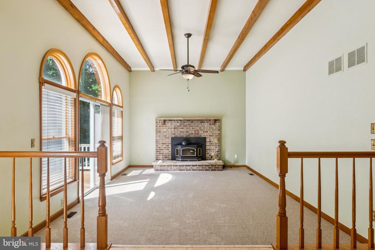 Empty room, Fireplace, Interior