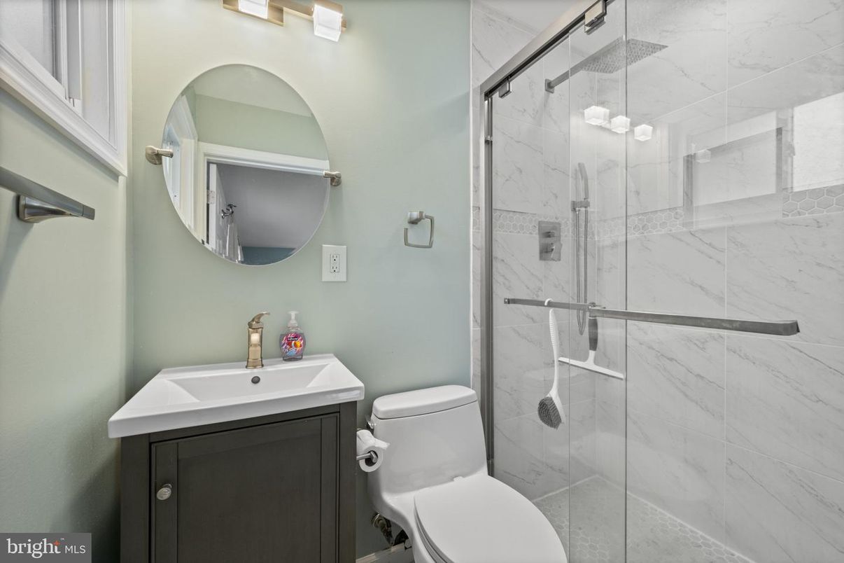 Bathroom, Glass Shower, Interior, Marble Walls