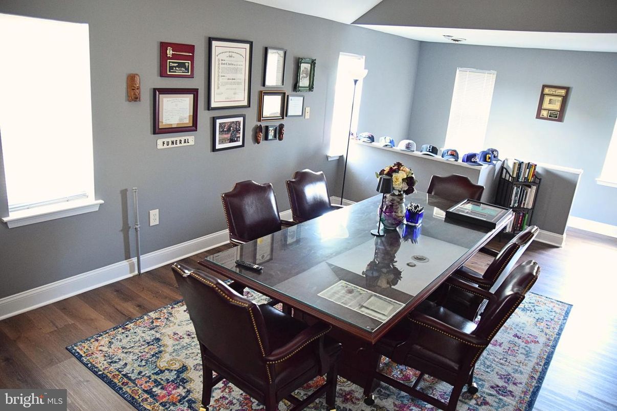 Dining room, Interior, Wood Texture Flooring