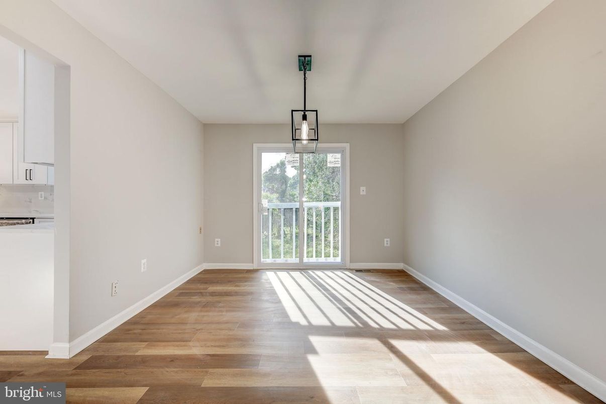 Empty room, Interior, Kitchen, Pendant Lights, Wood Texture Flooring