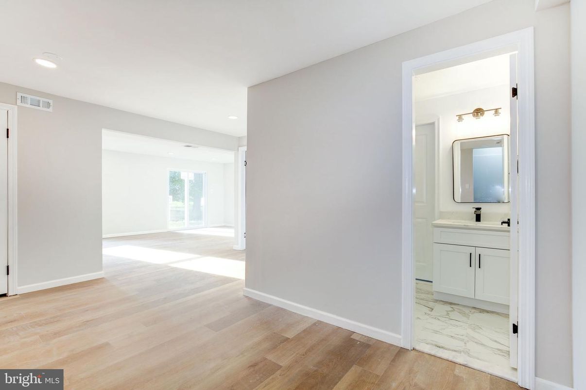 Bathroom, Empty room, Interior, Marble, Recessed Lighting, Wood Texture Flooring