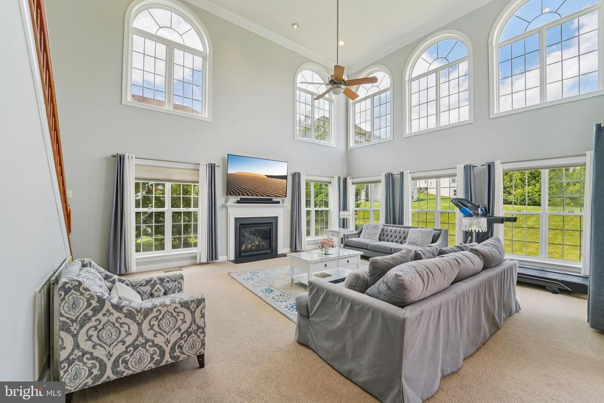 Fireplace, Interior, Living room, Recessed Lighting