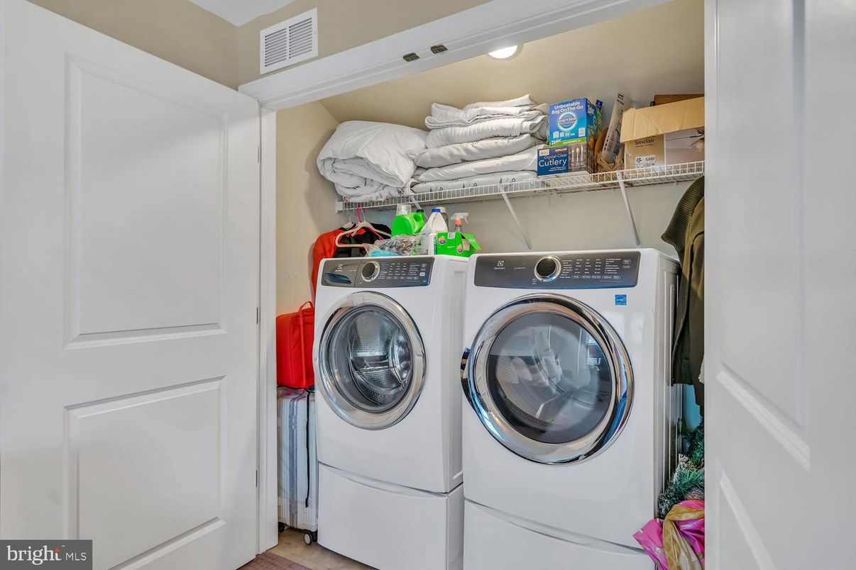 Interior, Utility Closets, Washer
