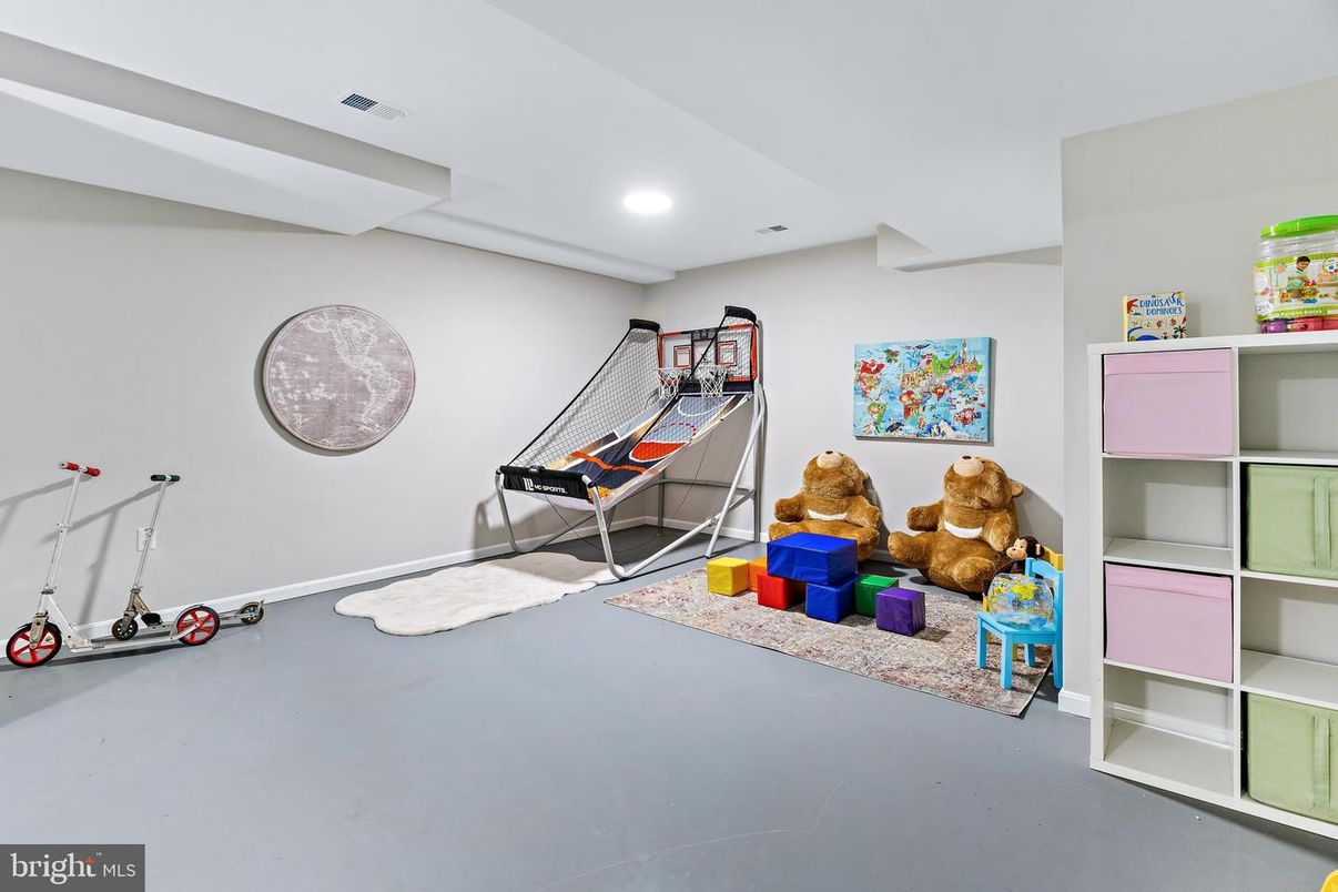 Interior, Recessed Lighting