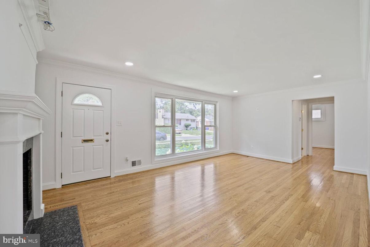 Empty room, Fireplace, Interior, Recessed Lighting, Wood Texture Flooring