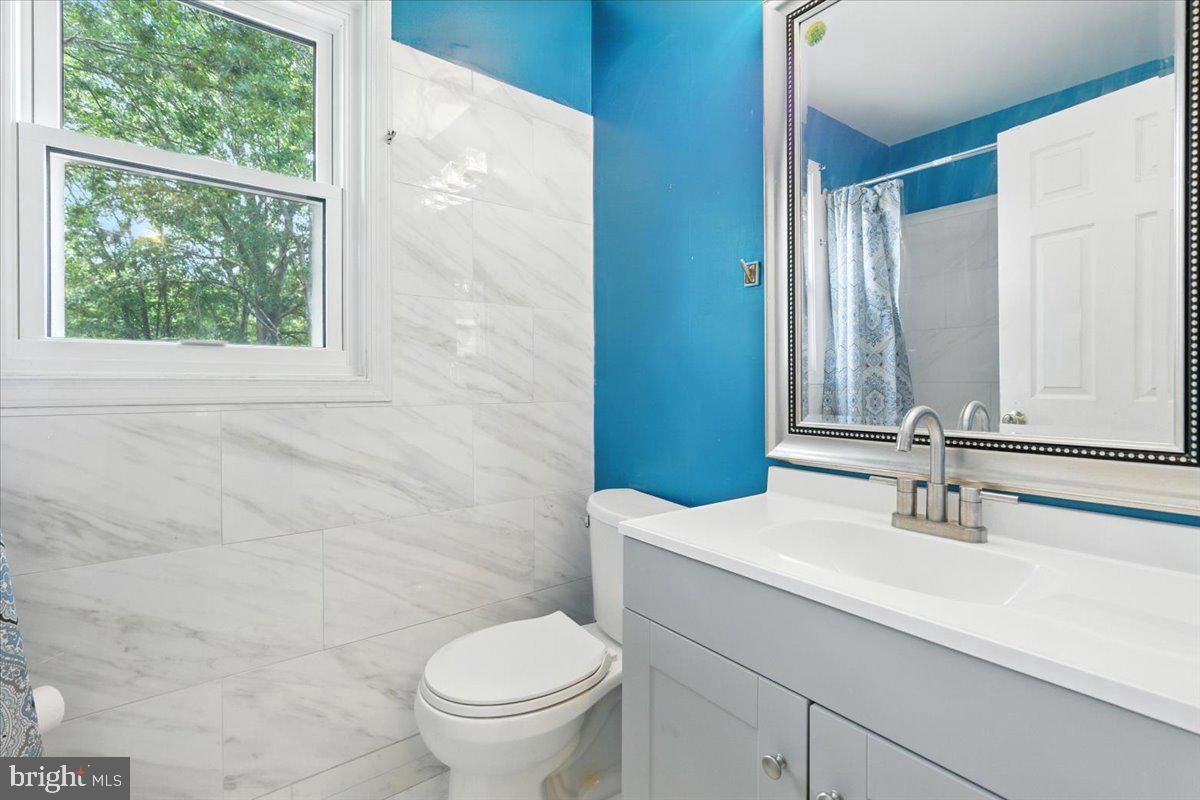 Bathroom, Interior, Marble Walls