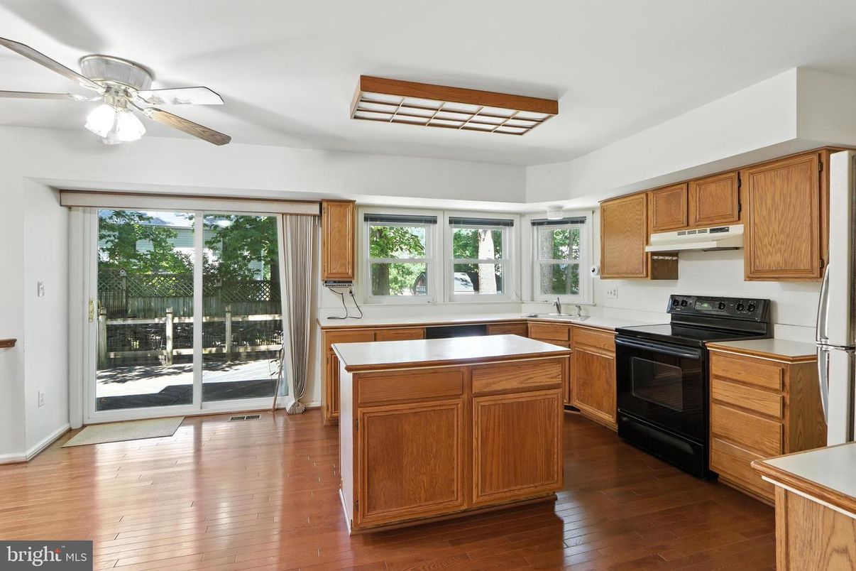 Interior, Kitchen, Wood Texture Flooring