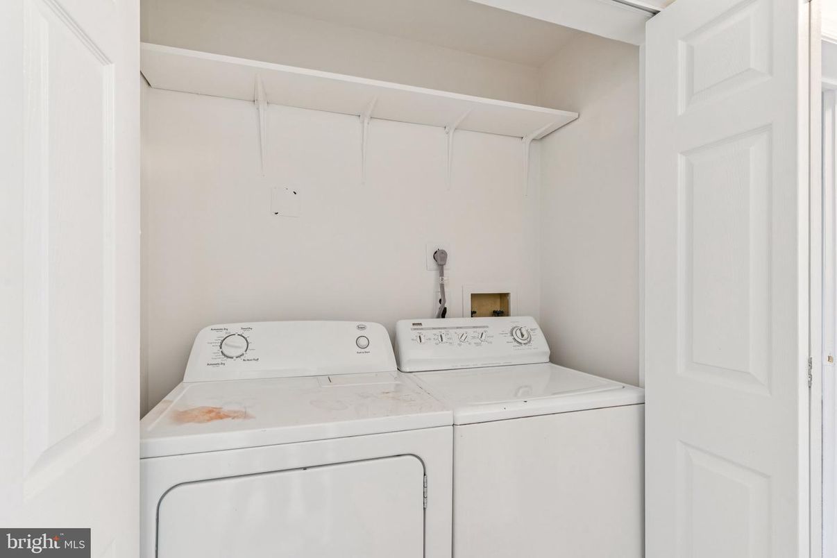 Interior, Utility Closets, Washer