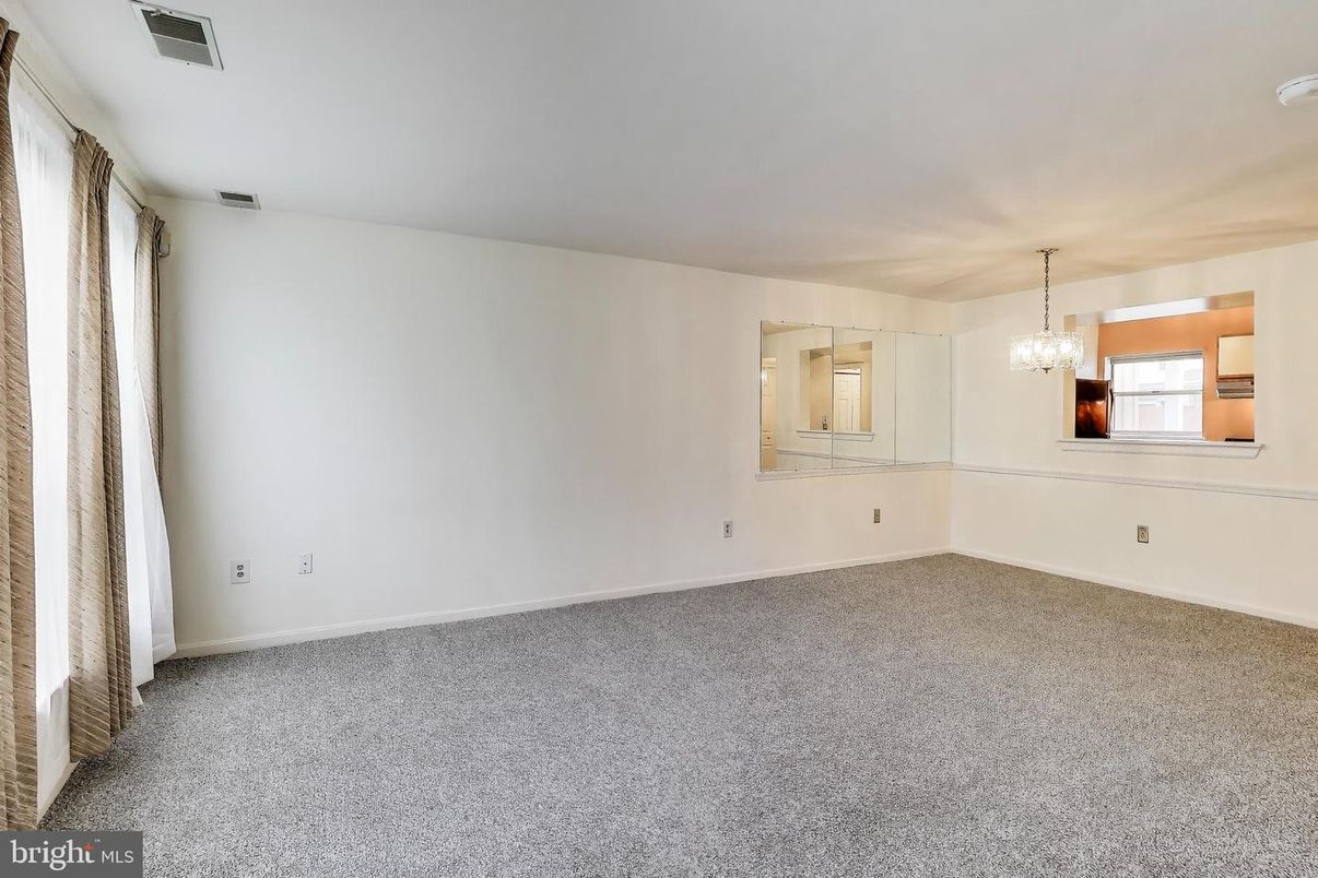 Chandelier, Empty room, Interior