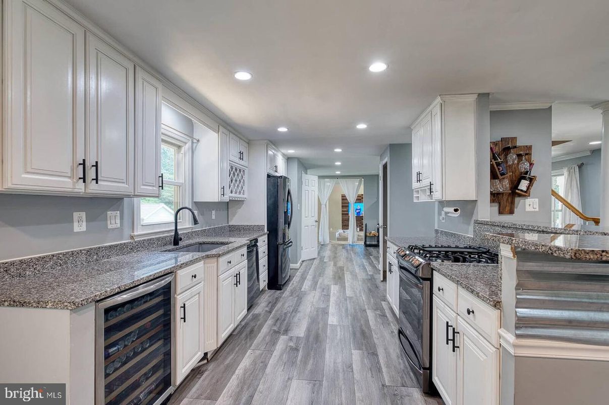 Interior, Kitchen, Recessed Lighting, Wood Texture Flooring