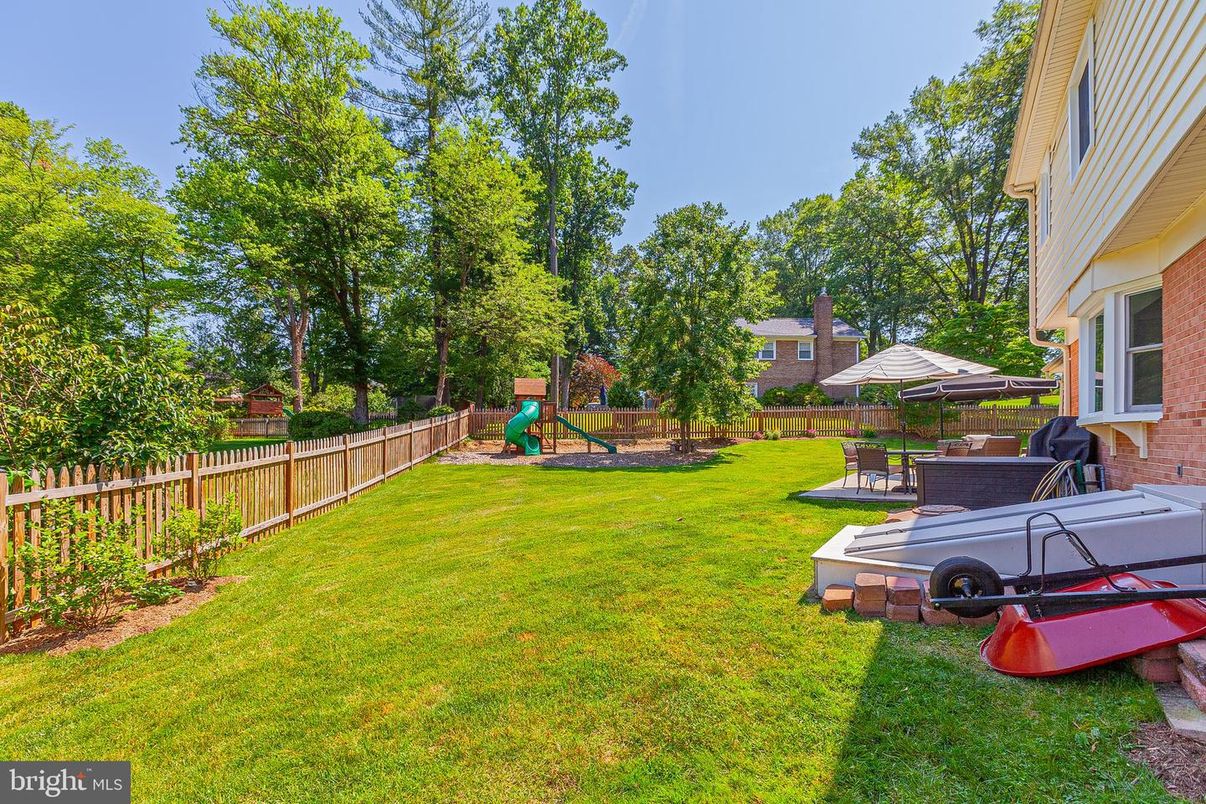 Backyard, Exterior, Playground