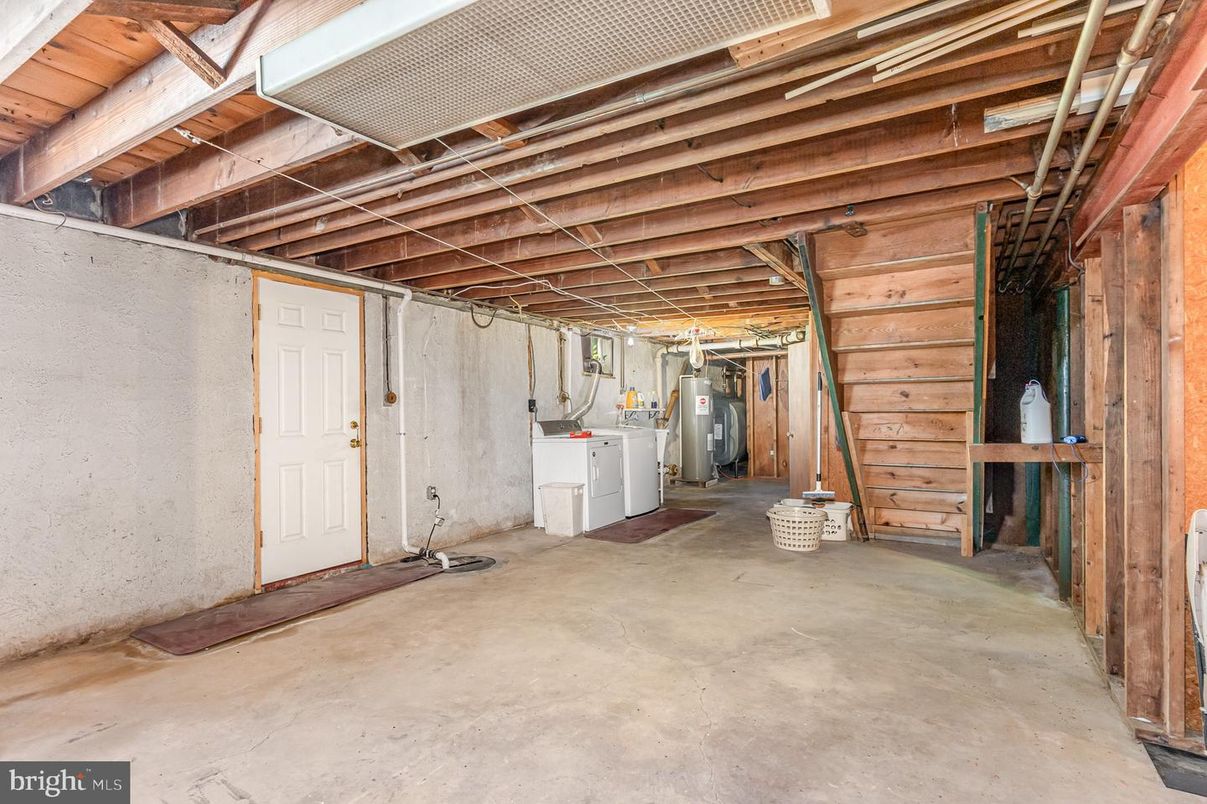 Interior, Wooden Beams, Wooden Walls