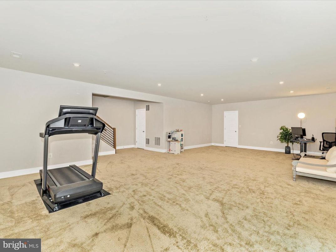 Fitness Equipment, Interior, Recessed Lighting