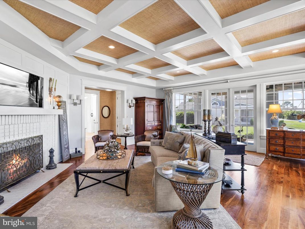 Fireplace, Interior, Living room, Piano, Recessed Lighting, Wood Texture Flooring