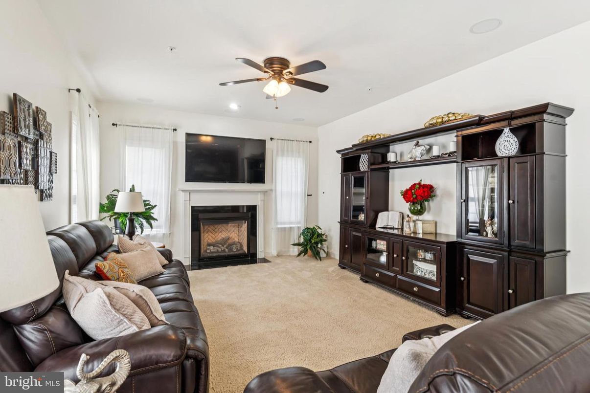 Fireplace, Interior, Living room