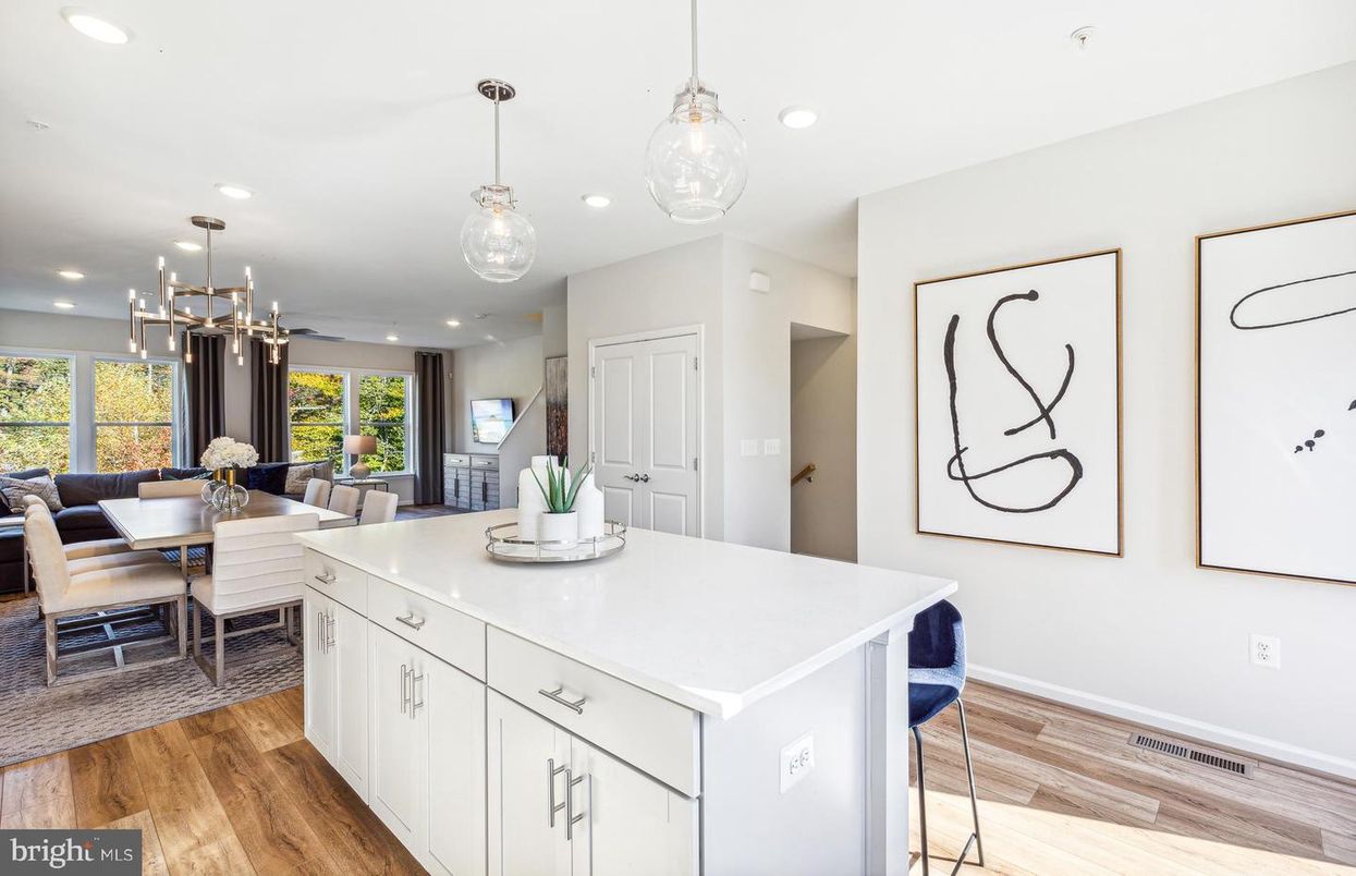 Dining room, Interior, Pendant Lights, Recessed Lighting, Wood Texture Flooring