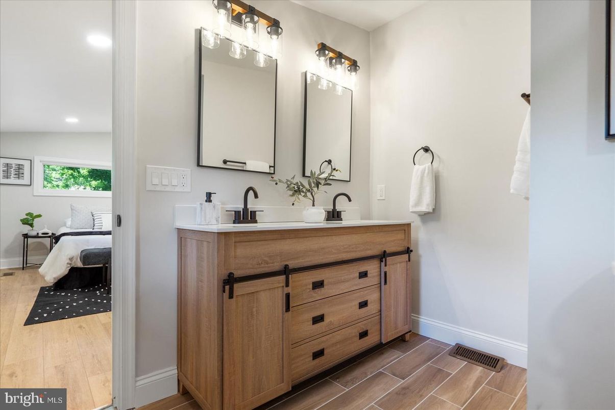 Bathroom, Bedroom, Dual Sink Vanities, Interior, Recessed Lighting, Wood Texture Flooring