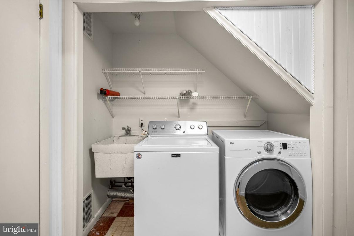 Interior, Utility Closets, Washer