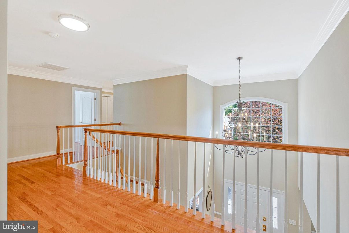 Chandelier, Interior, Recessed Lighting, Wood Texture Flooring