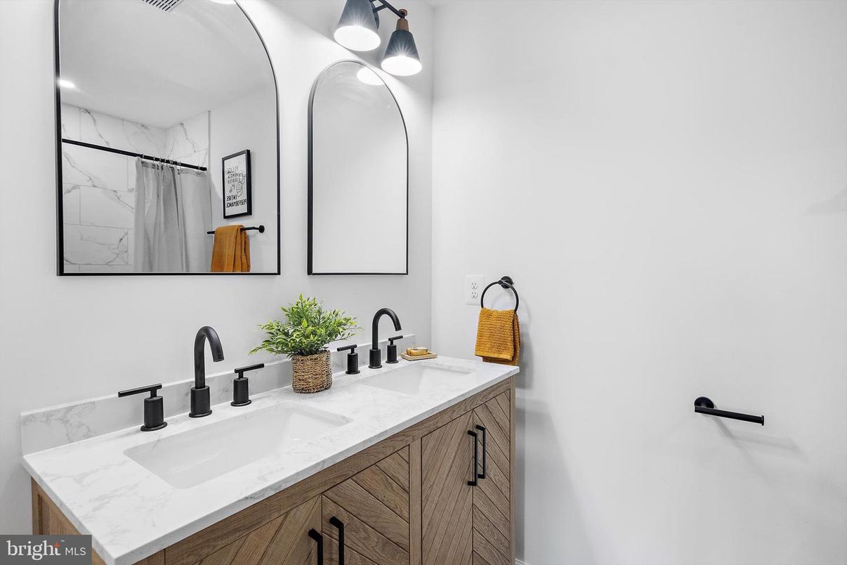 Bathroom, Dual Sink Vanities, Interior, Marble Walls