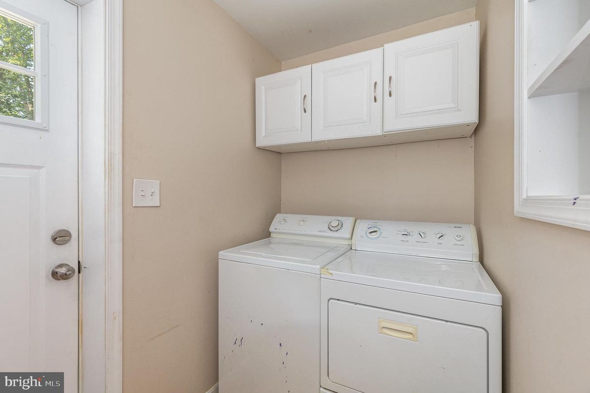 Interior, Utility Closets, Washer