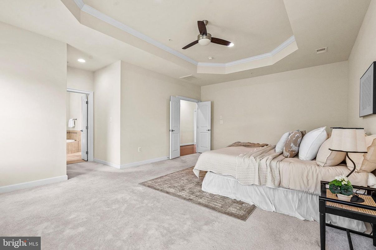 Bedroom, Interior, Recessed Lighting