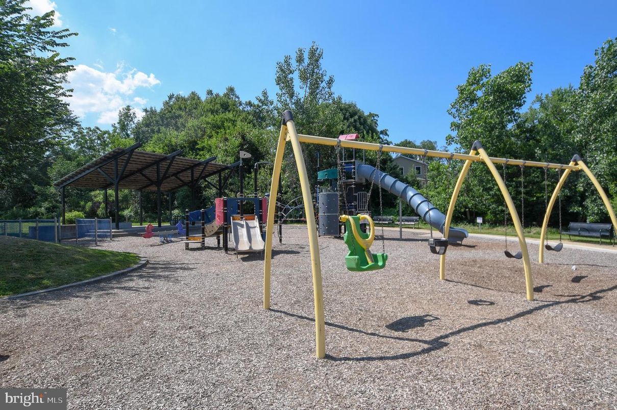 Backyard, Exterior, Playground