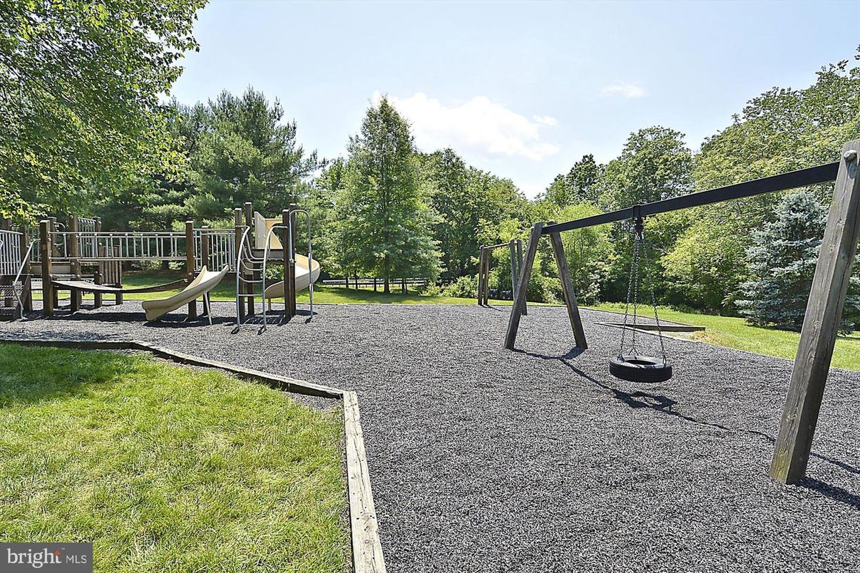 Backyard, Exterior, Playground