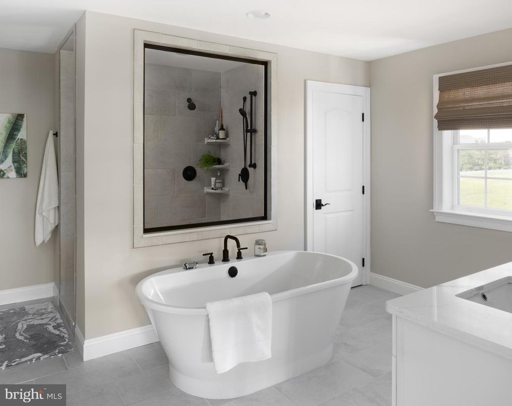 Bathroom, Free Standing Baths, Interior