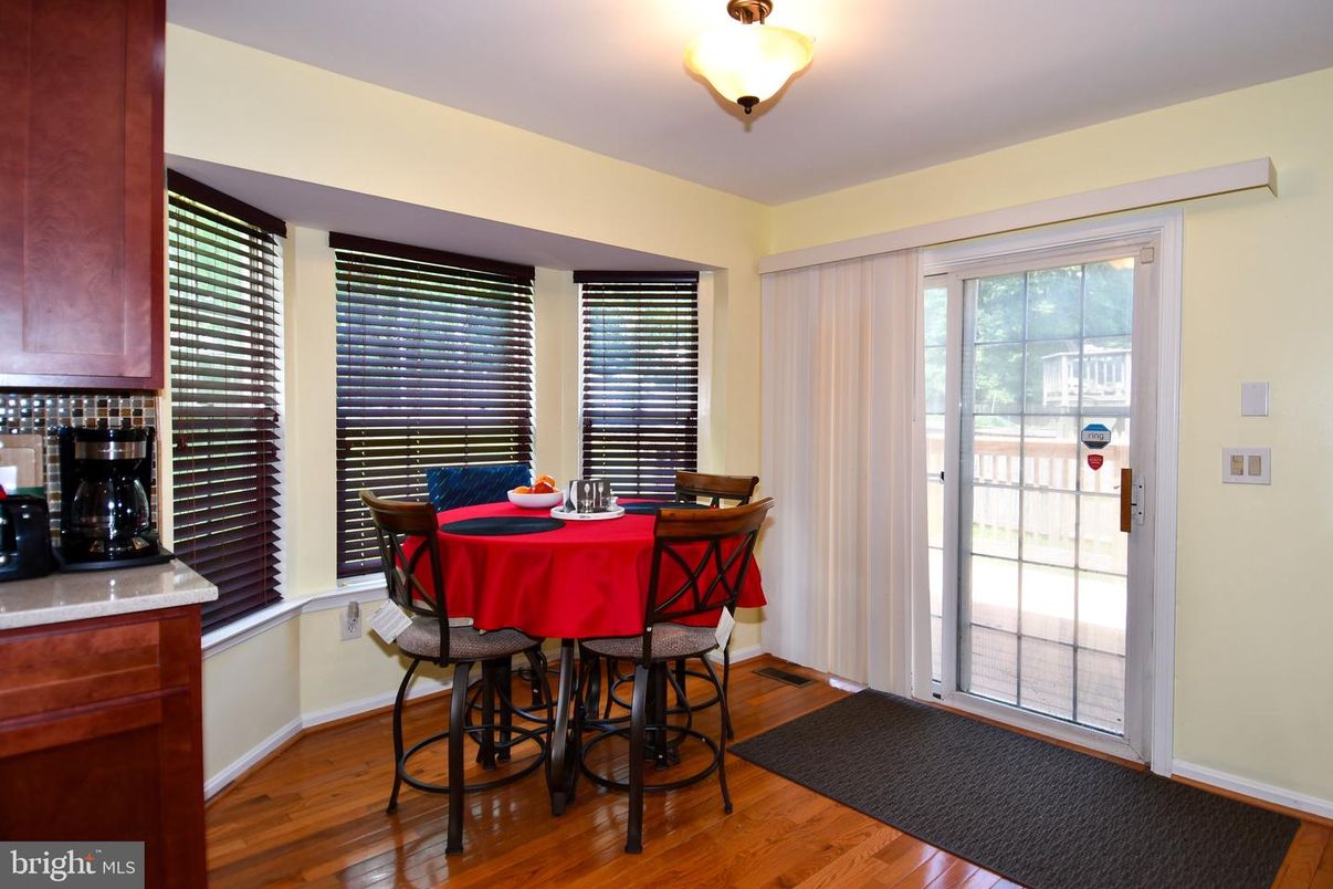 Dining room, Interior, Wood Texture Flooring