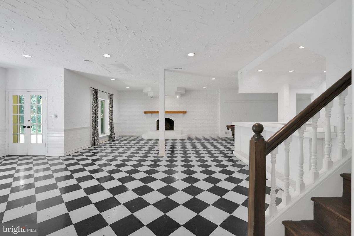 Interior, Recessed Lighting