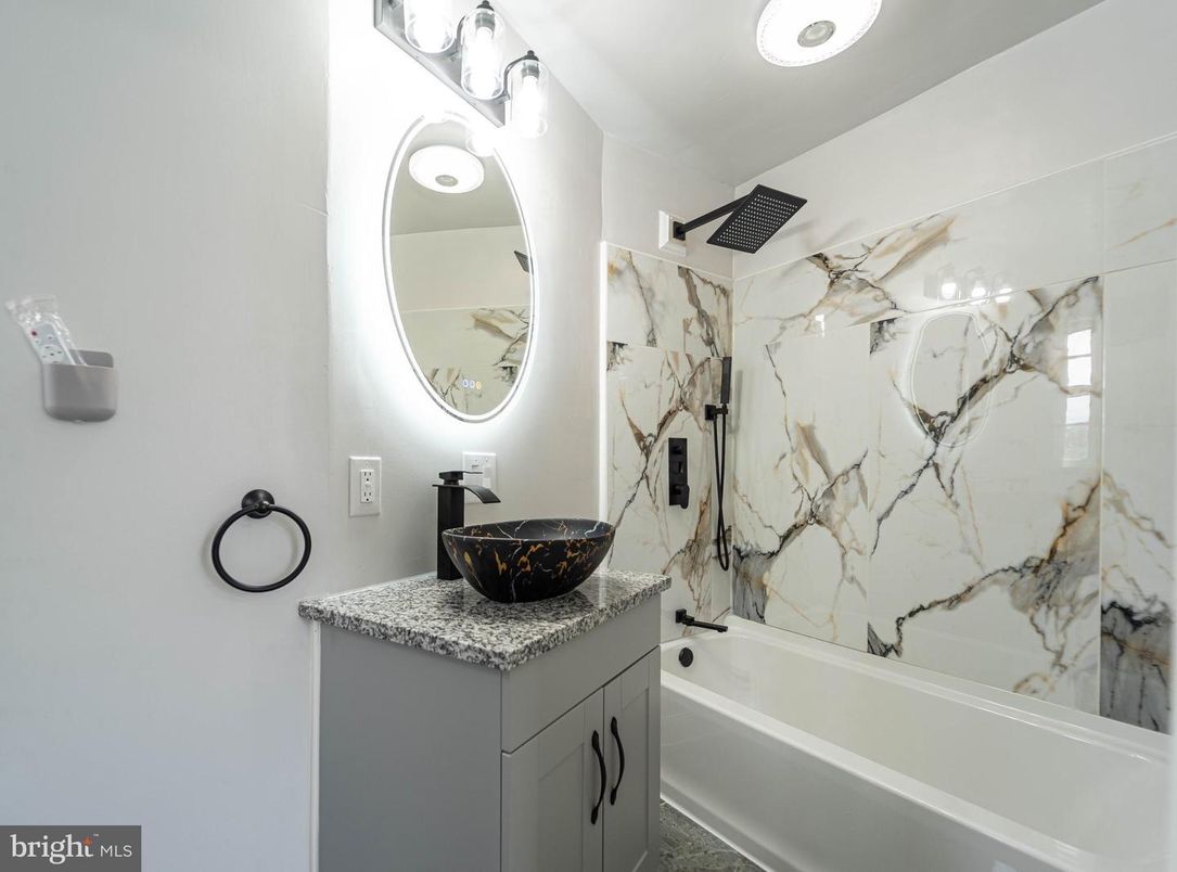 Bathroom, Interior, Marble Walls