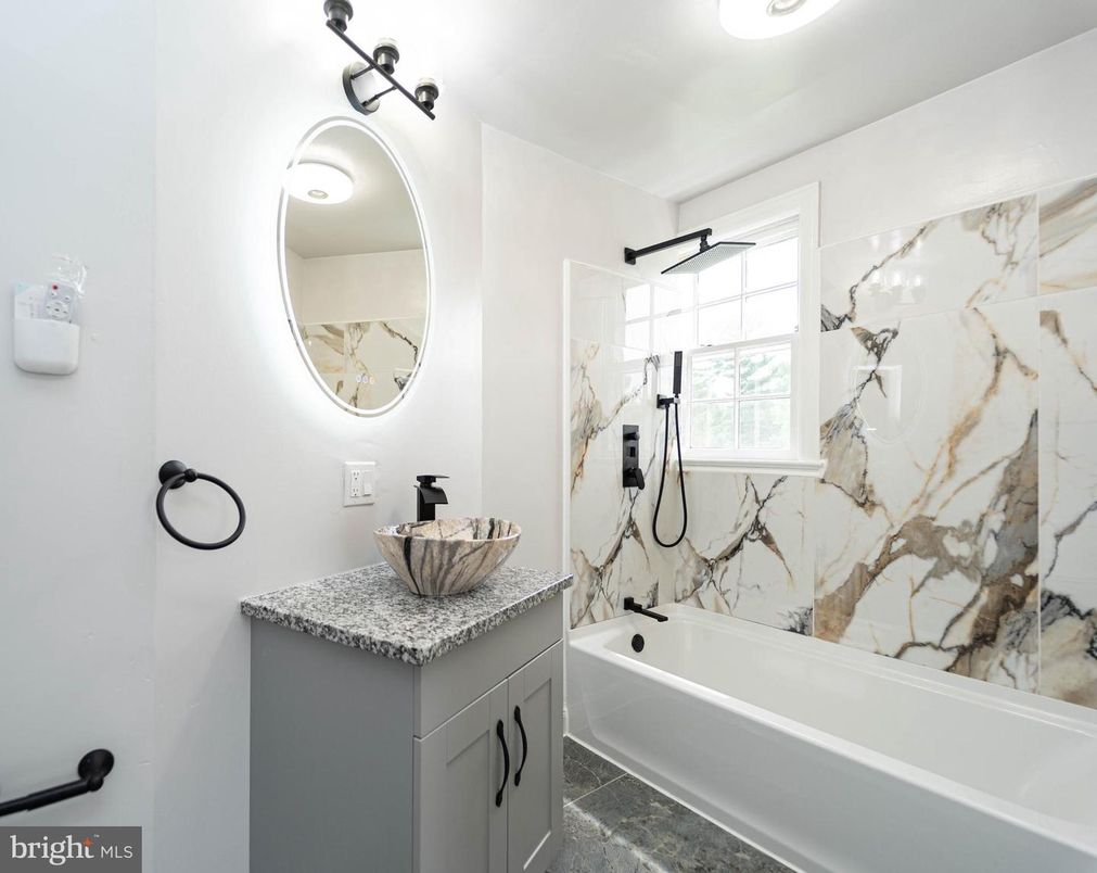Bathroom, Interior, Marble Walls
