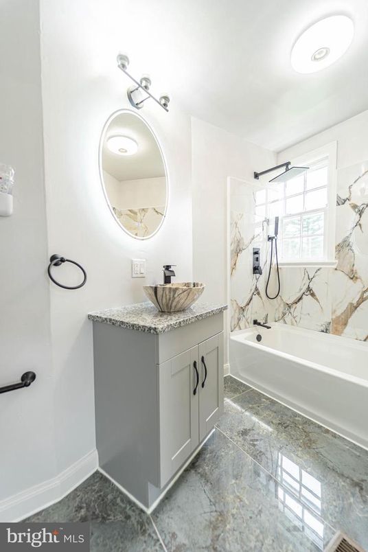 Bathroom, Interior, Marble Walls, Recessed Lighting