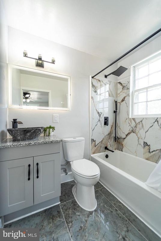 Bathroom, Interior, Marble Walls