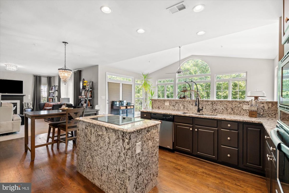 Chandelier, Dining room, Interior, Kitchen, Recessed Lighting, Wood Texture Flooring