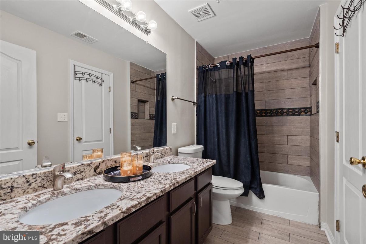 Bathroom, Dual Sink Vanities, Interior, Wood Texture Flooring