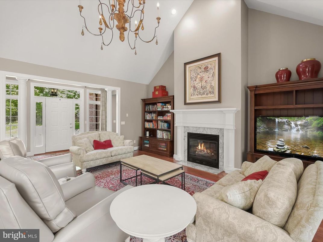 Chandelier, Fireplace, Interior, Living room, Recessed Lighting