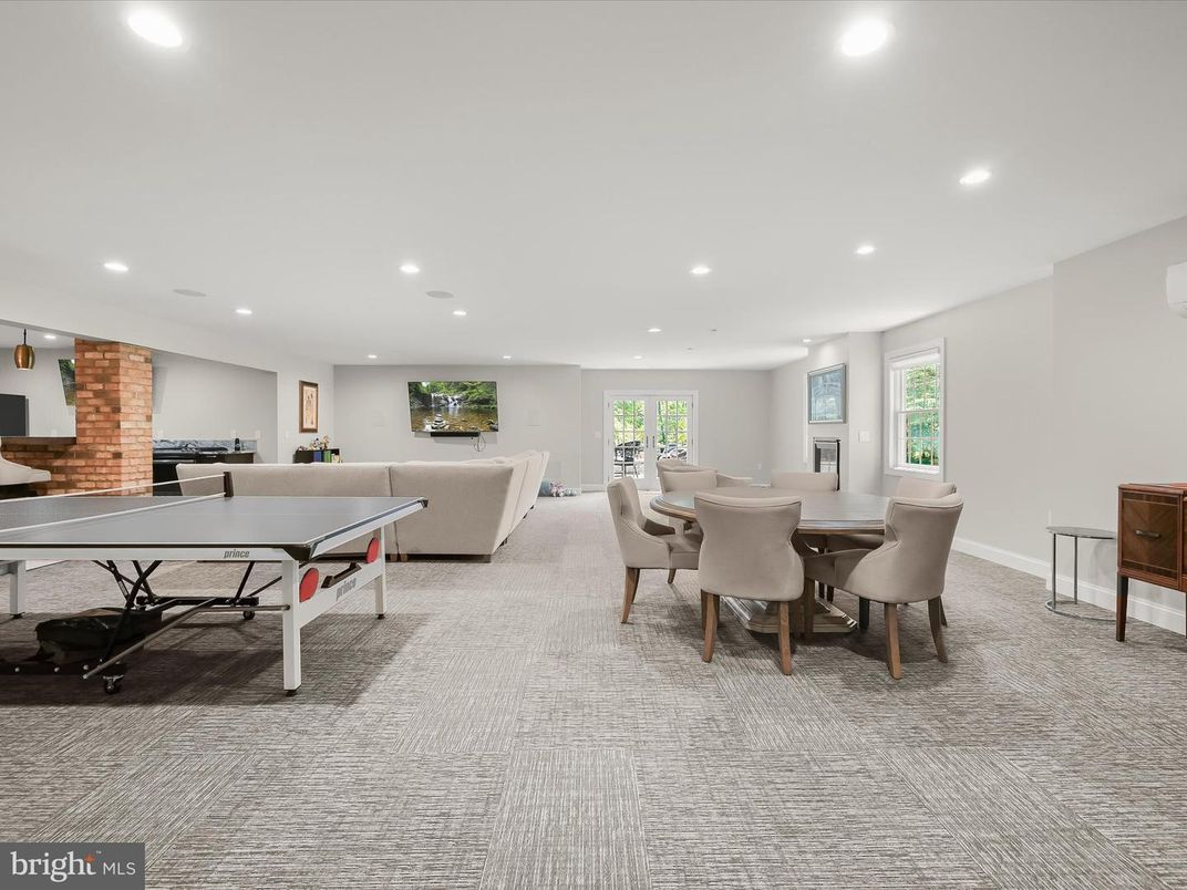 Dining room, Game Room, Interior, Living room, Recessed Lighting