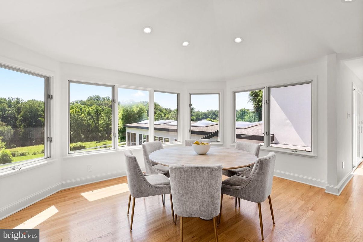 Dining room, Interior, Recessed Lighting, Wood Texture Flooring