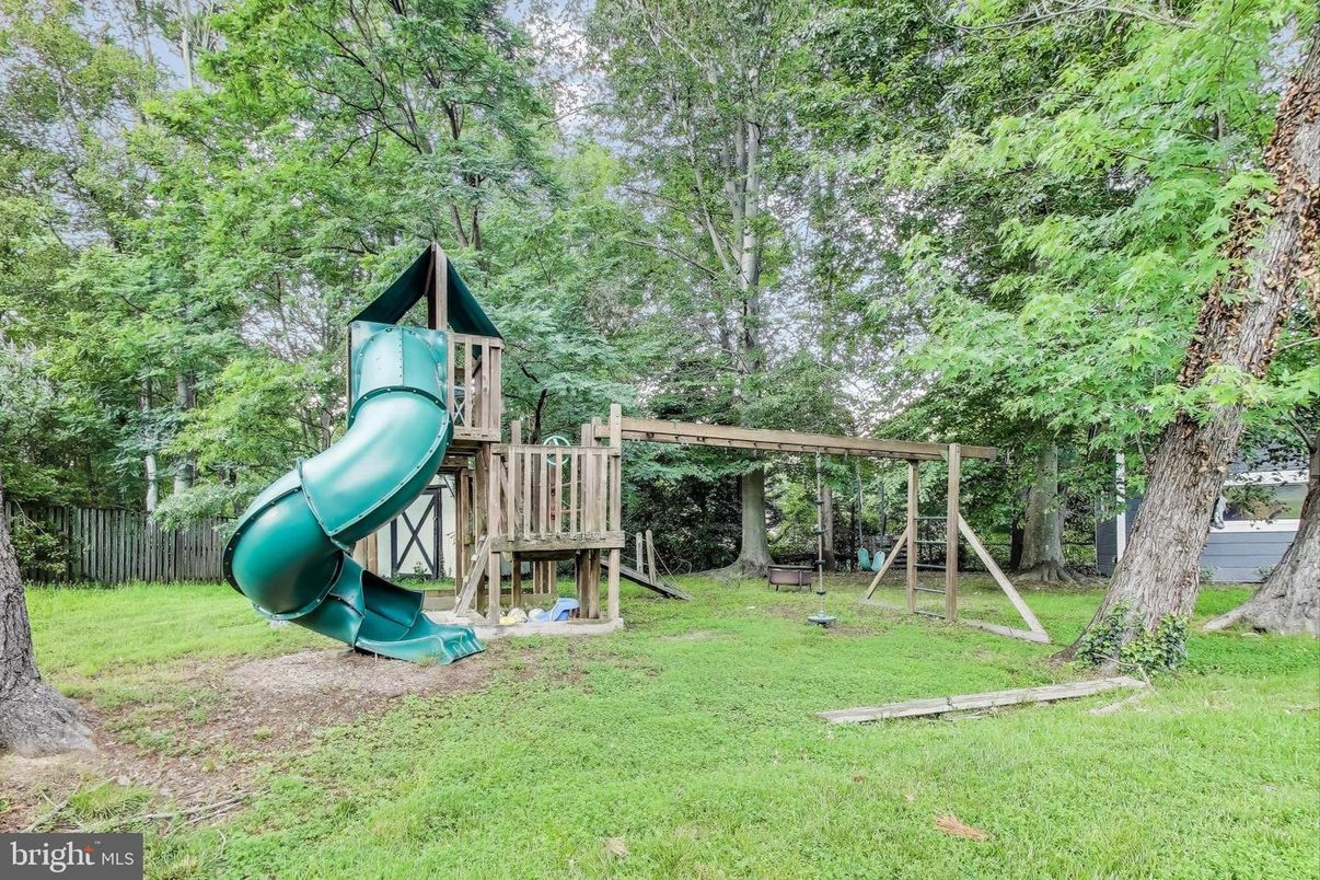 Backyard, Exterior, Playground
