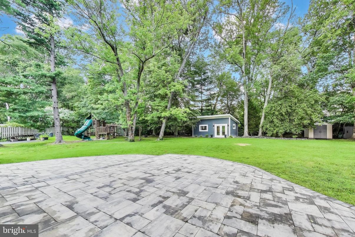 Backyard, Exterior, Playground